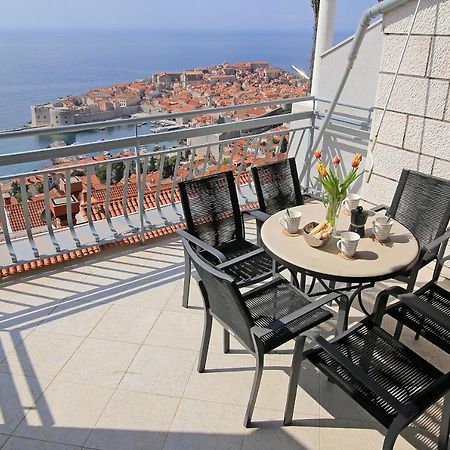 Spacious 2 Bedroom Apt Luxeview- Oldtownview, 10Min To Town Dubrovnik Exterior photo